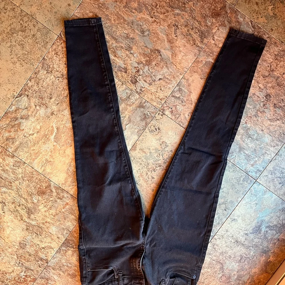 2 Pairs of STS Blue BLACK Skinny Jeans - Picture 4 of 8